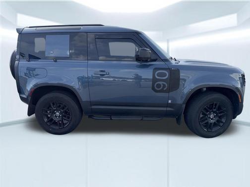 2023 Land Rover Defender 90 S