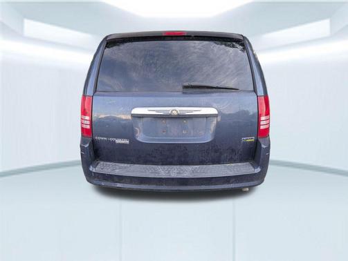 2008 Chrysler Town & Country LX