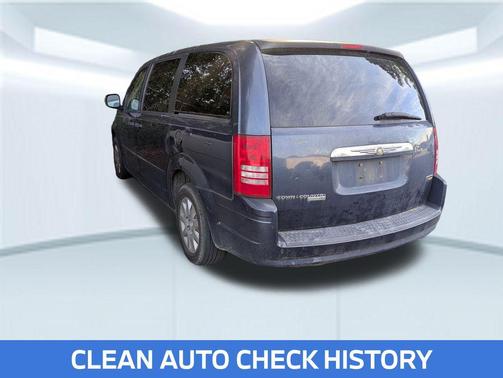 2008 Chrysler Town & Country LX