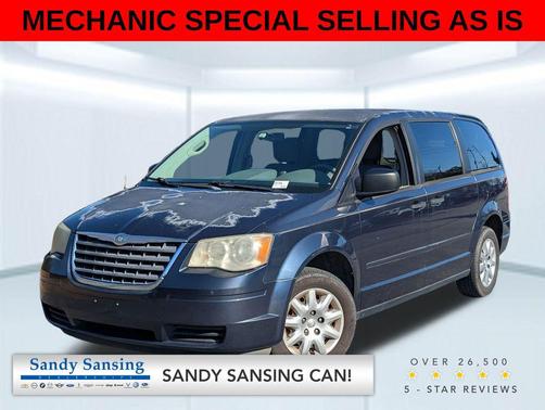 2008 Chrysler Town & Country LX