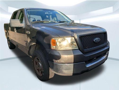 2005 Ford F-150 XLT SuperCrew