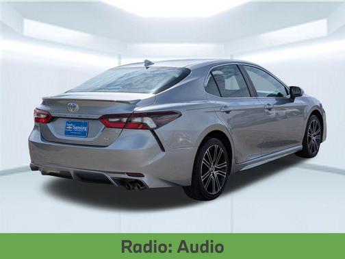 Celestial Silver Metallic 2024 Toyota Camry SE