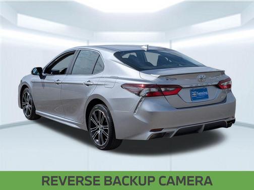 Celestial Silver Metallic 2024 Toyota Camry SE