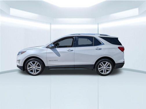 Iridescent Pearl Tricoat 2019 Chevrolet Equinox Premier w/2LZ