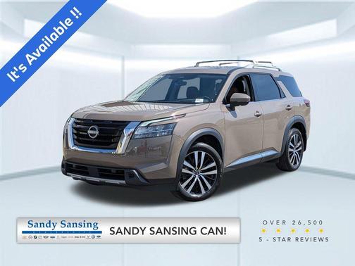Baja Storm 2024 Nissan Pathfinder Platinum 4WD