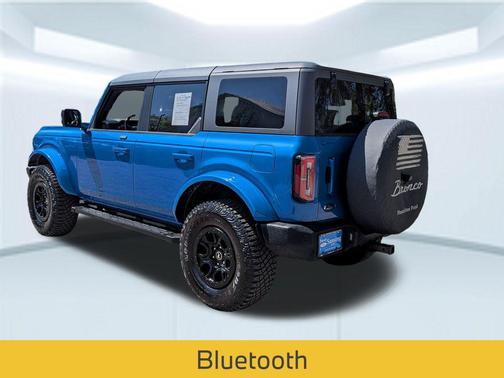 VELOCITY BLUE METALLIC 2021 Ford Bronco Wildtrak