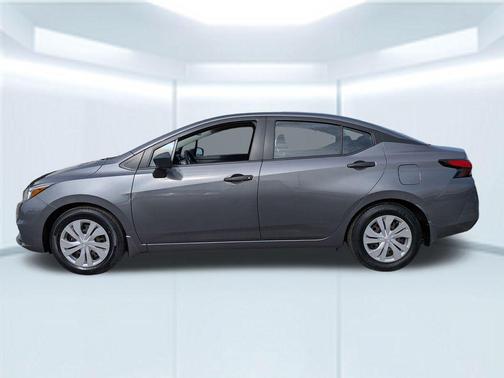 2022 Nissan Versa 1.6 S