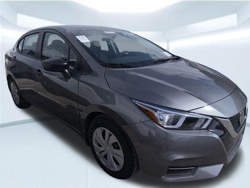 2022 Nissan Versa 1.6 S