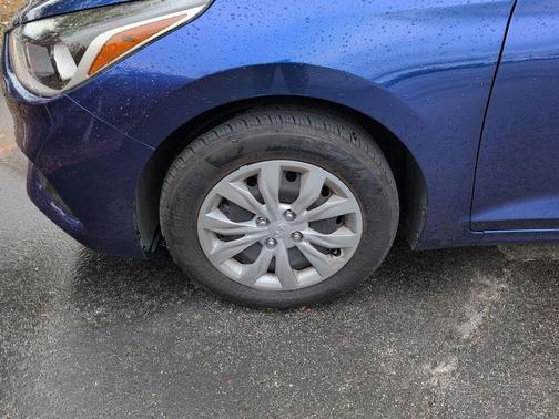 2022 Hyundai Accent SE