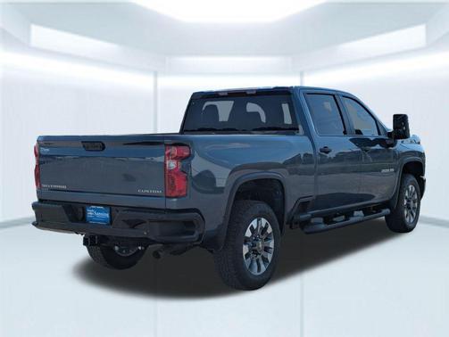 2026 Chevrolet Silverado 2500 Custom