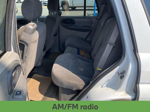2004 Chevrolet Trailblazer LS