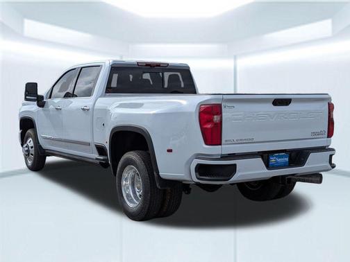 2026 Chevrolet Silverado 3500 High Country