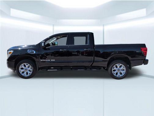 Super Black 2024 Nissan Titan XD SV