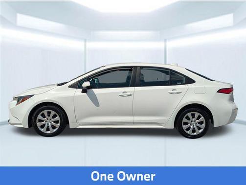 Ice Cap 2024 Toyota Corolla LE