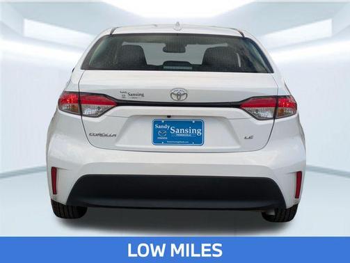 Ice Cap 2024 Toyota Corolla LE