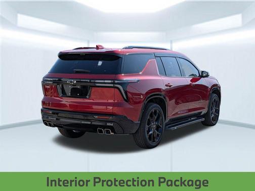 Radiant Red Tintcoat 2026 Chevrolet Traverse RS