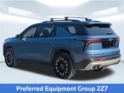 Lakeshore Blue Metallic 2026 Chevrolet Traverse AWD Z71