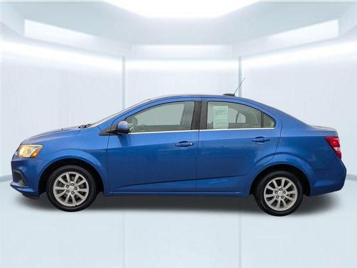 2017 Chevrolet Sonic LT