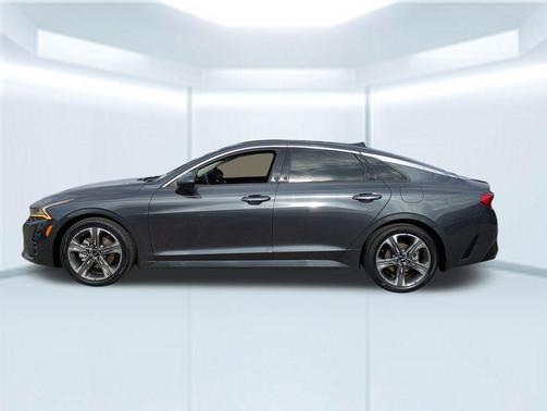 2022 Kia K5 EX