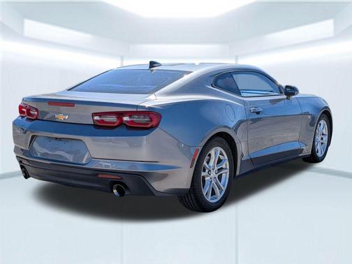 2021 Chevrolet Camaro 1LS