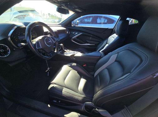 2021 Chevrolet Camaro 1LS