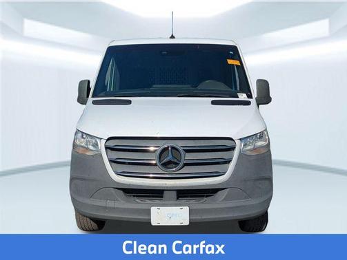 2019 Mercedes-Benz Sprinter 2500 Standard Roof