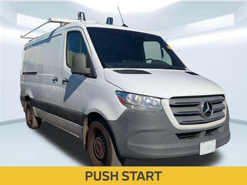 2019 Mercedes-Benz Sprinter 2500 Standard Roof