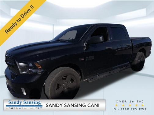 Brilliant Black Crystal Pearlcoat 2017 RAM 1500 Express