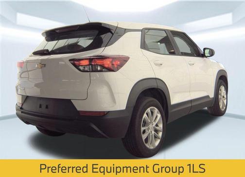 Summit White 2024 Chevrolet Trailblazer LS