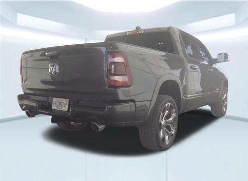 Granite Crystal Metallic Clearcoat 2019 RAM 1500 Limited