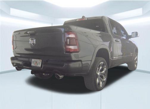 Granite Crystal Metallic Clearcoat 2019 RAM 1500 Limited