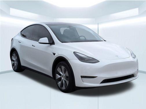 2023 Tesla Model Y Long Range Dual Motor All-Wheel Drive