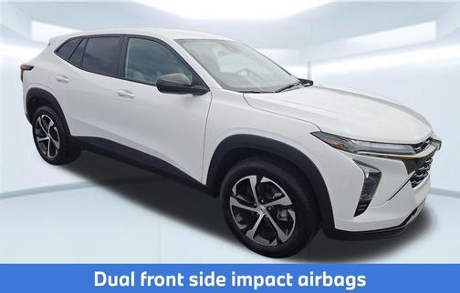 Summit White 2026 Chevrolet Trax FWD 1RS
