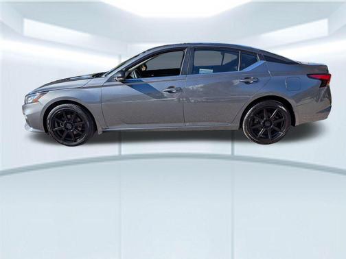 2020 Nissan Altima SR Intelligent AWD