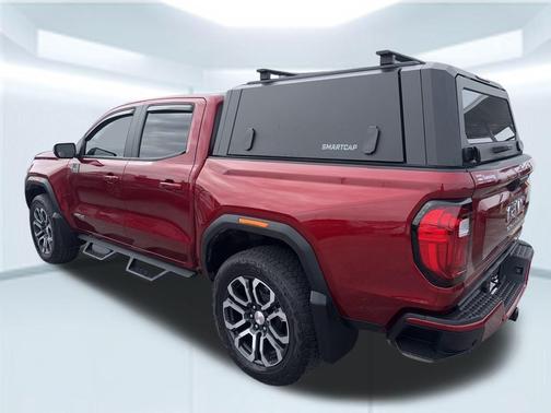 2023 GMC Canyon AT4