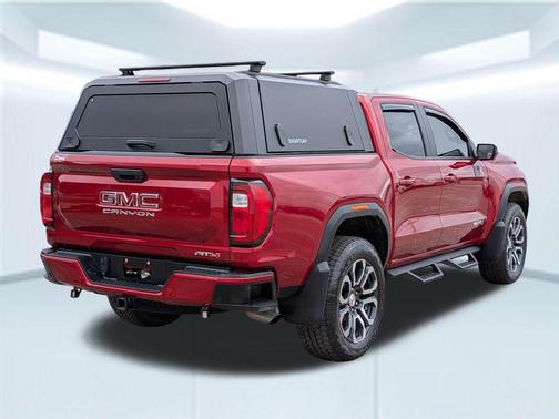 2023 GMC Canyon AT4