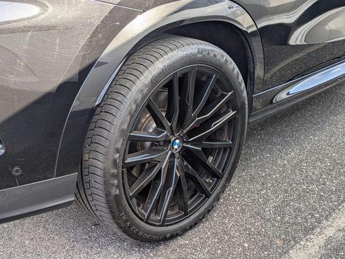 2024 BMW X6 xDrive40i