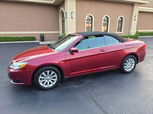2014 Chrysler 200 Touring