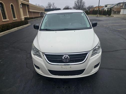 2012 Volkswagen Routan S