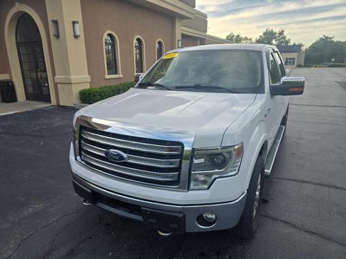 White 2013 Ford F-150 Lariat
