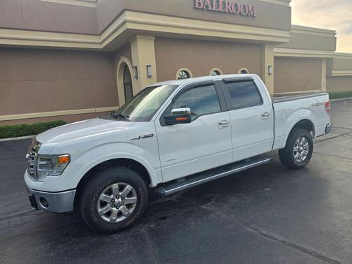 White 2013 Ford F-150 Lariat