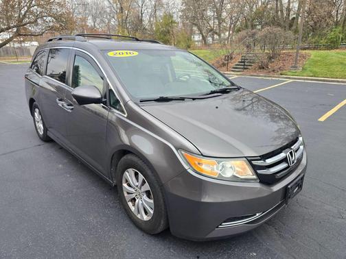 2016 Honda Odyssey SE