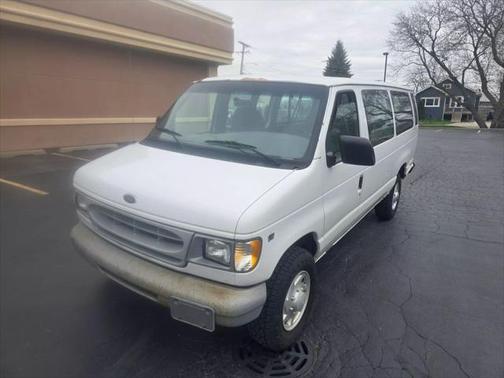 1999 Ford E350 Super Duty XL Wagon
