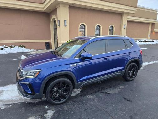 2022 Volkswagen Taos 1.5T SE