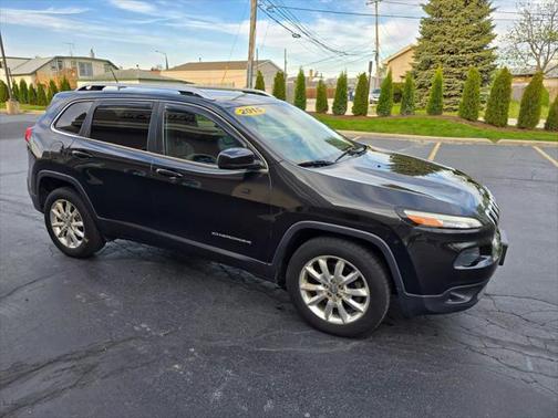 2015 Jeep Cherokee Sport