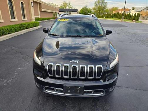 2015 Jeep Cherokee Sport
