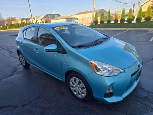 2013 Toyota Prius c Two