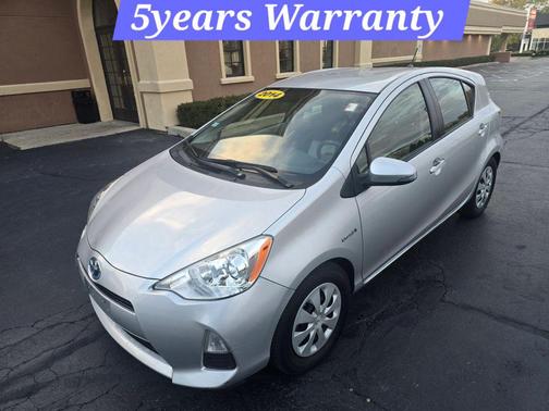 2014 Toyota Prius c Four