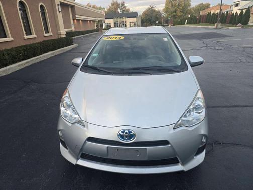 2014 Toyota Prius c Four