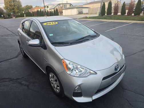 2014 Toyota Prius c Four